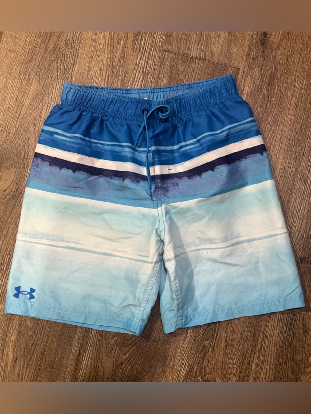 Under Armour Blue Gradient Stripe Swim Shorts size youth large